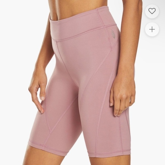 𝅺free PEOPLE MOVEMENT Hi Rise Biker Baby Short Raspberry - Picture 7 of 11